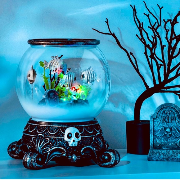 Target Hyde and Eek Boutique Halloween Fish Bowl NWT - Picture 1 of 16